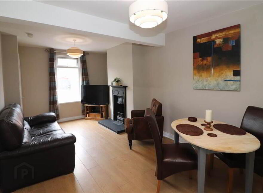 69 Ballynahinch Road, Lisburn, BT27 5EZ