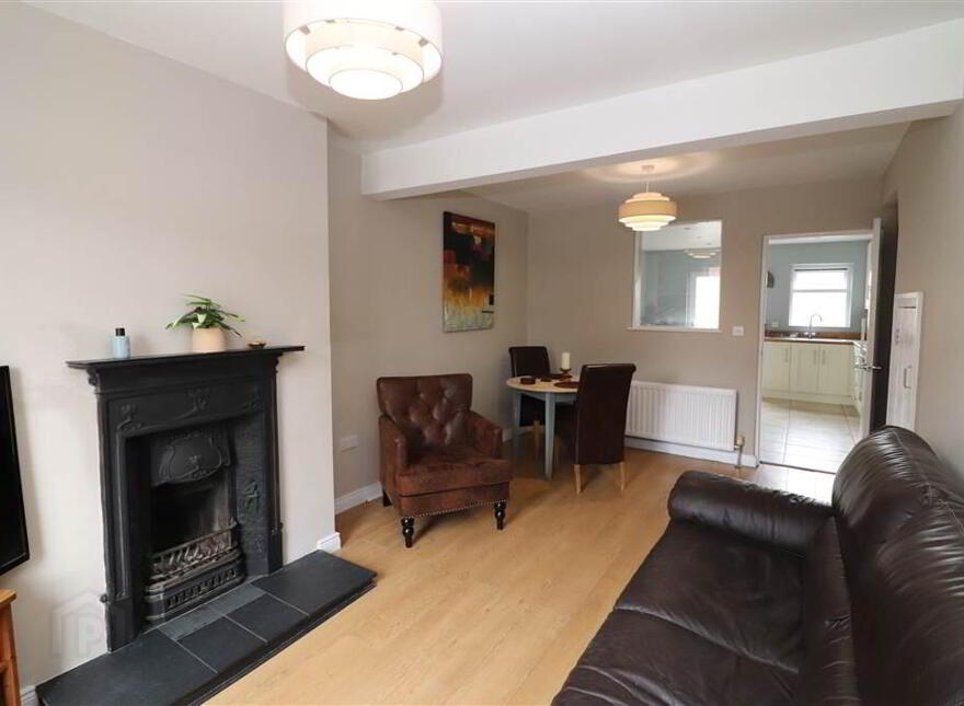 69 Ballynahinch Road, Lisburn, BT27 5EZ