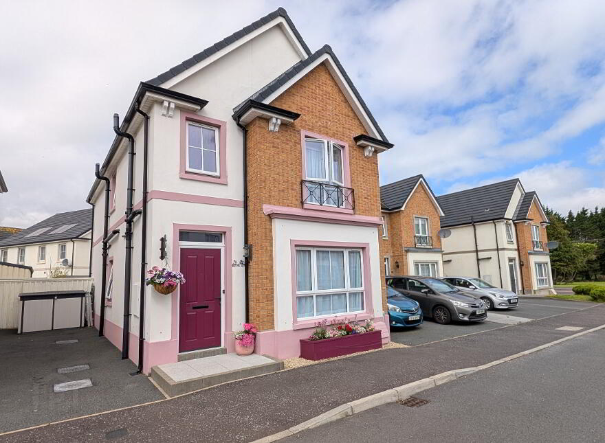 14 Boulevard Green, Newcastle, BT33 0FA