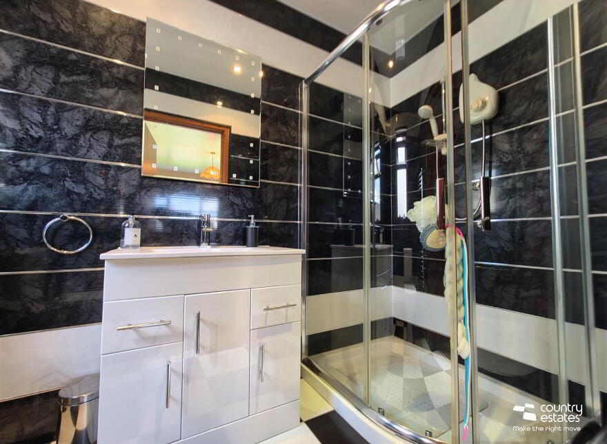 4 Kensingvale, Parkgate, Ballyclare, BT39 0AF