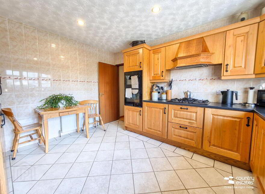 4 Kensingvale, Parkgate, Ballyclare, BT39 0AF