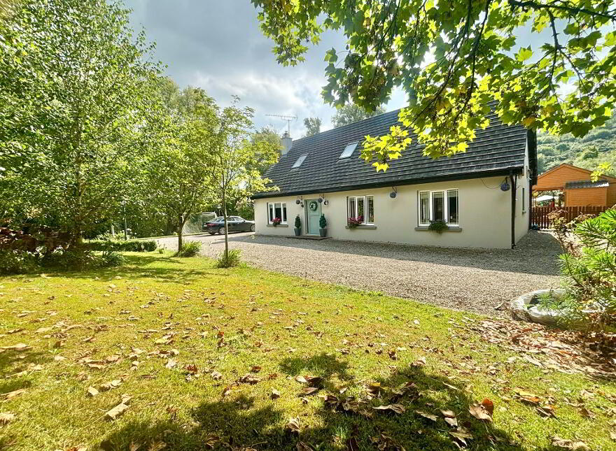 Hillview House Greatwood, Ardee, A92V5W7