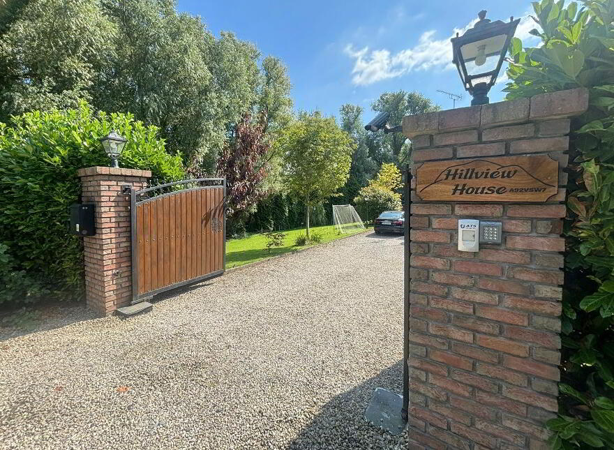 Hillview House Greatwood, Ardee, A92V5W7