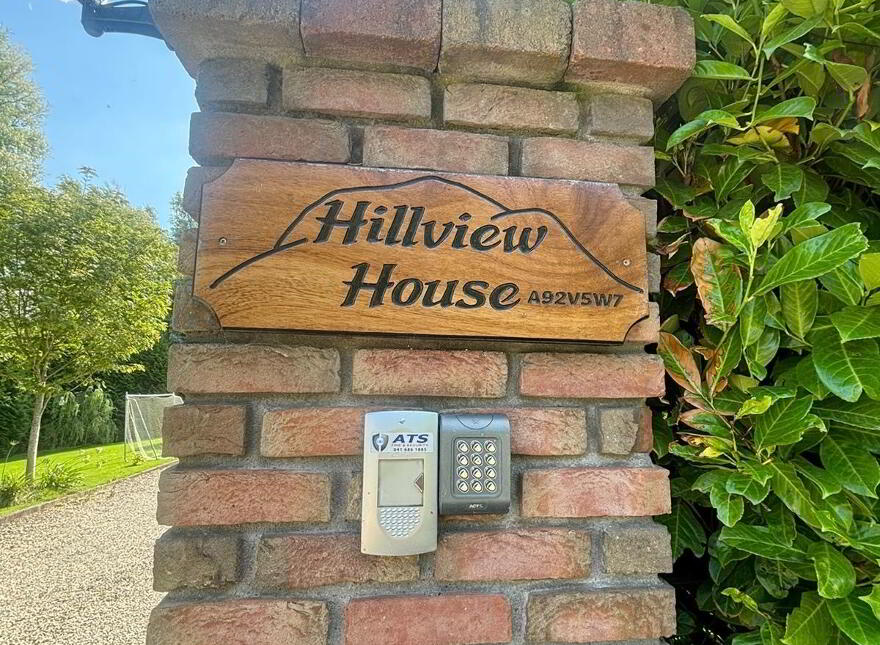 Hillview House Greatwood, Ardee, A92V5W7