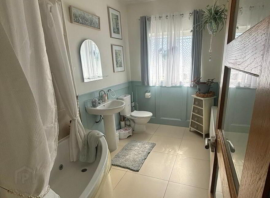 Hillview House Greatwood, Ardee, A92V5W7