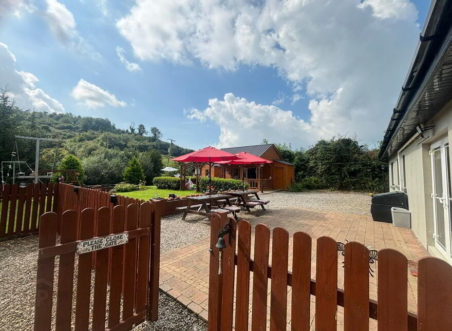 Hillview House Greatwood, Ardee, A92V5W7