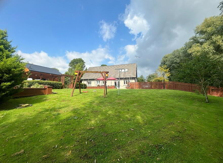 Hillview House Greatwood, Ardee, A92V5W7