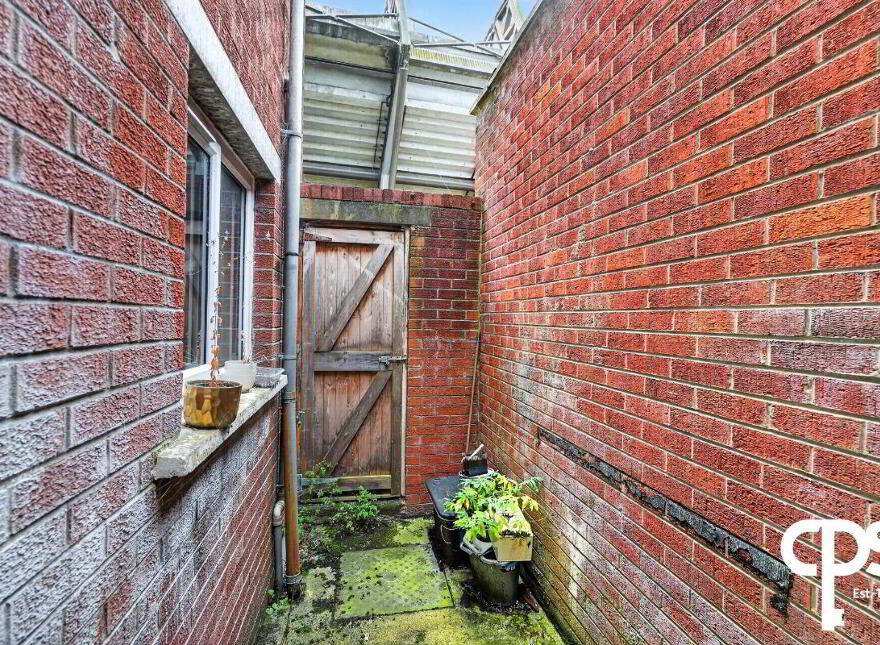 30 Olympia Drive, Belfast, BT12 6NH