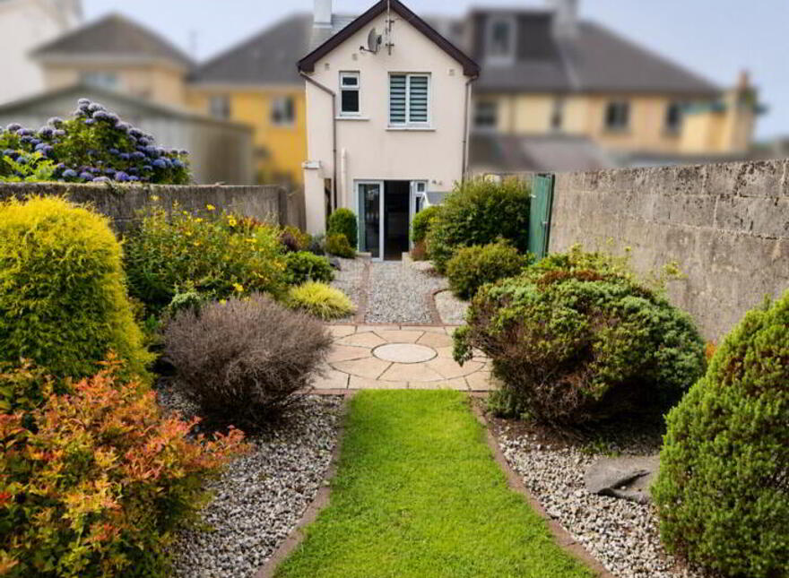 No, 13 Lahard, Ballinamore, N41RV09