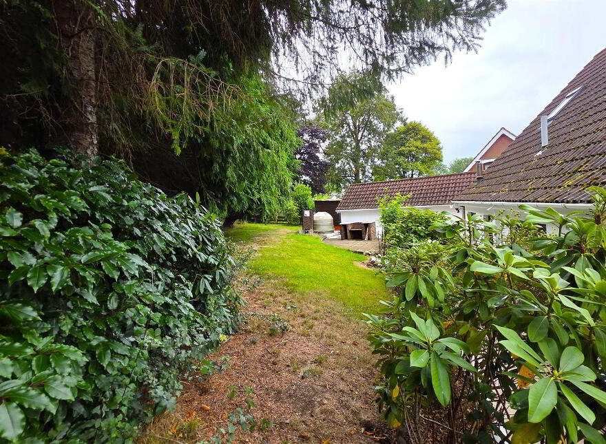 2 Laurel Park, Randalstown, BT41 3HJ