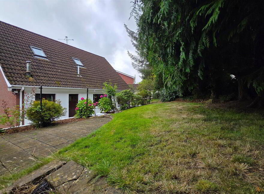 2 Laurel Park, Randalstown, BT41 3HJ