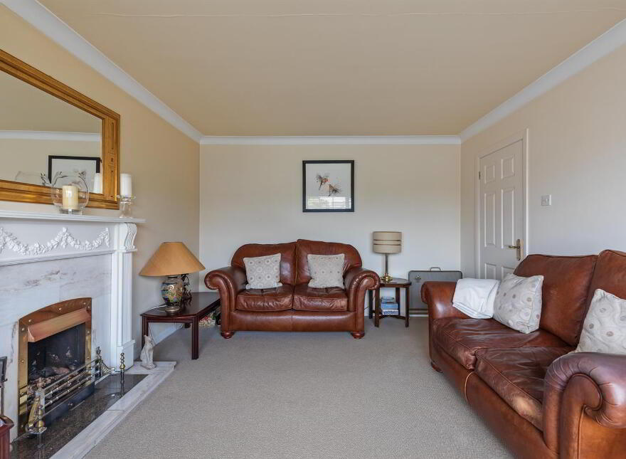 6 Edgewater Bay, Donaghadee, BT21 0EN