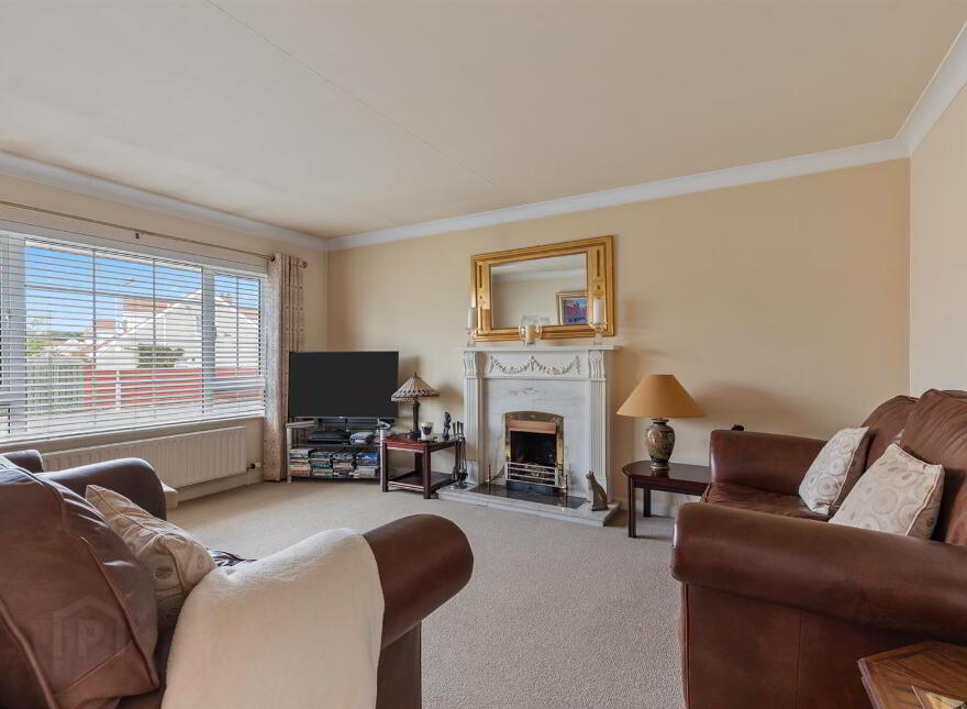 6 Edgewater Bay, Donaghadee, BT21 0EN