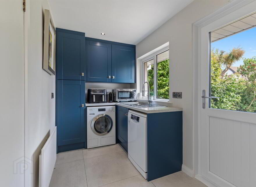 6 Edgewater Bay, Donaghadee, BT21 0EN