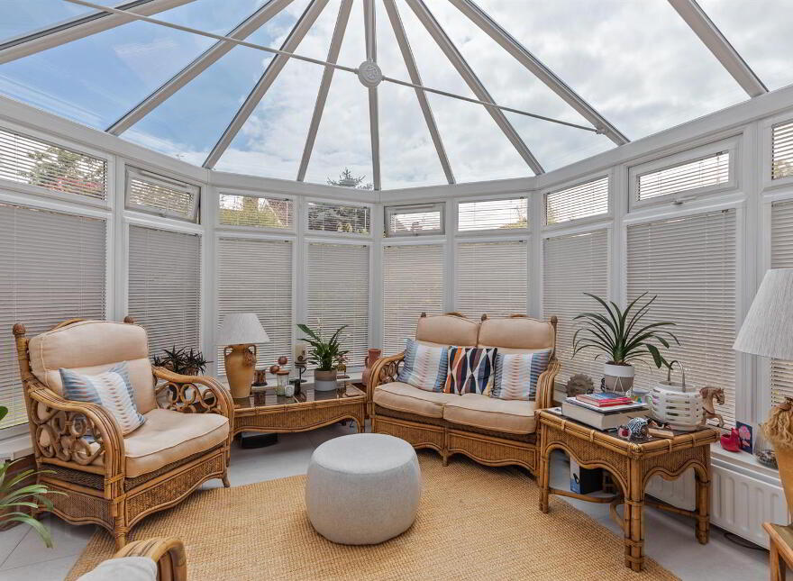 6 Edgewater Bay, Donaghadee, BT21 0EN