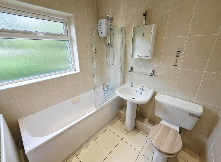 5 Chanterhill Park, Enniskillen, BT74 4BG
