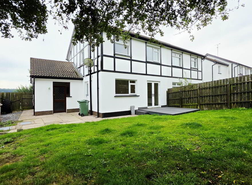 5 Chanterhill Park, Enniskillen, BT74 4BG