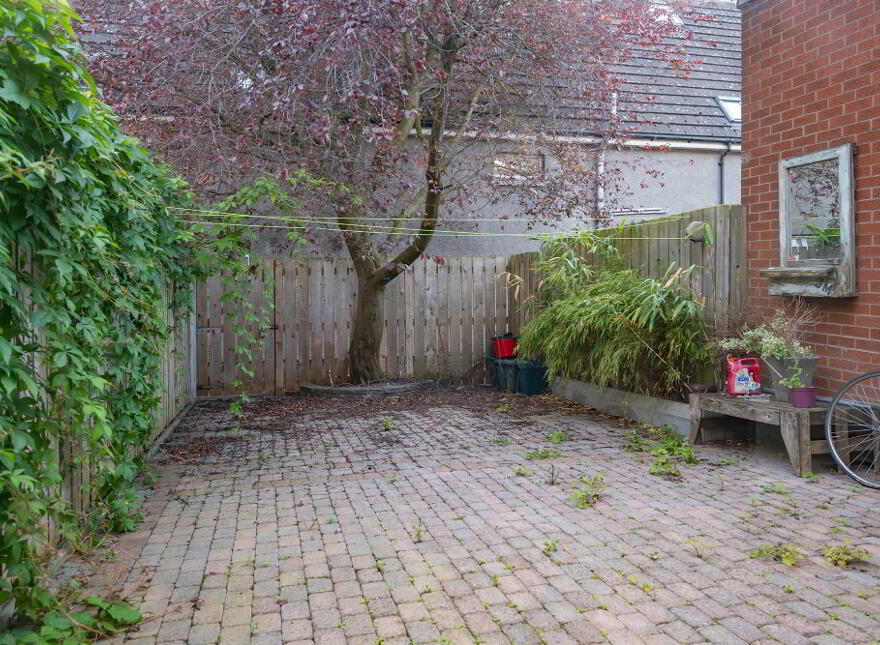 15 Lorne Street, Belfast, BT9 7DU