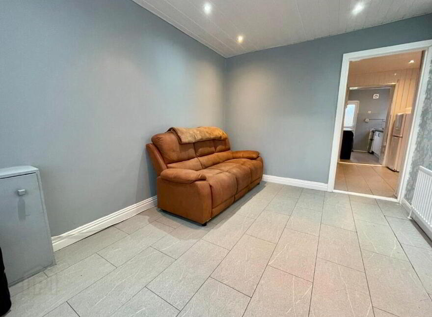 29 Joanmount Gardens, Belfast, BT14 6NX