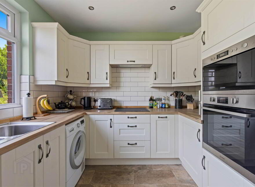 9 Norwood Crescent, Belmont, Belfast, BT4 2DZ