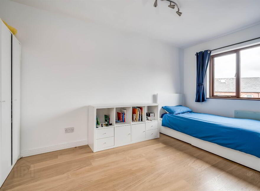 12 Lockside Court, Belfast, BT9 5GQ
