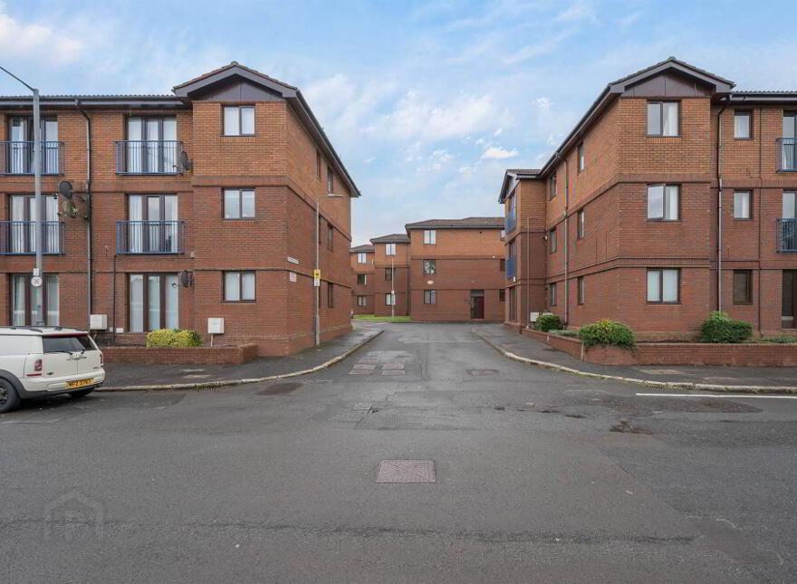 12 Lockside Court, Belfast, BT9 5GQ