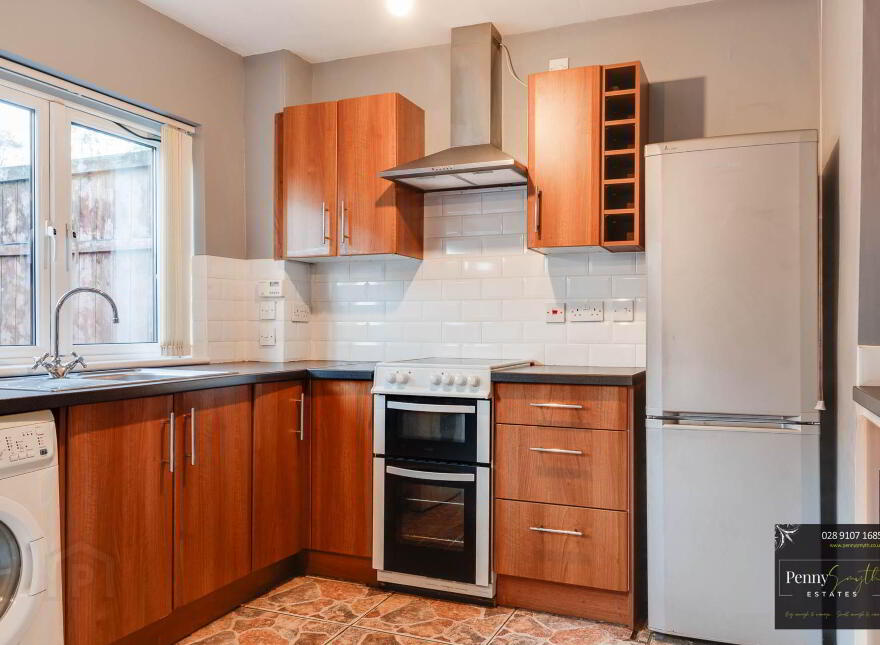 89 Kinross Avenue, Belfast, BT5 7GF