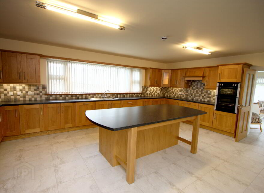 25 Drumcro Road, Kilkeel, BT34 4HD
