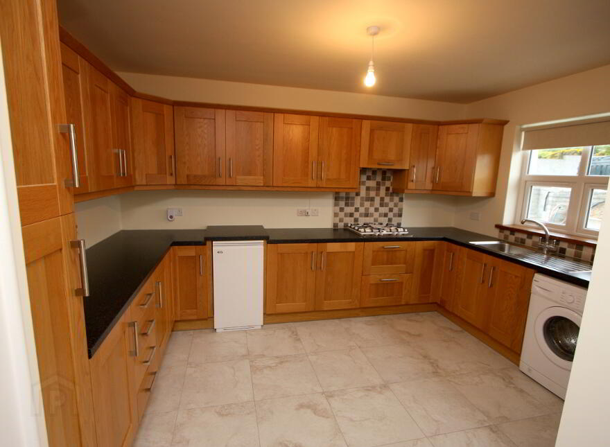 25 Drumcro Road, Kilkeel, BT34 4HD