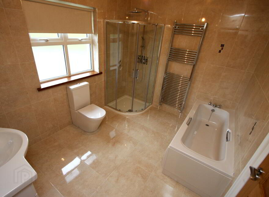 25 Drumcro Road, Kilkeel, BT34 4HD