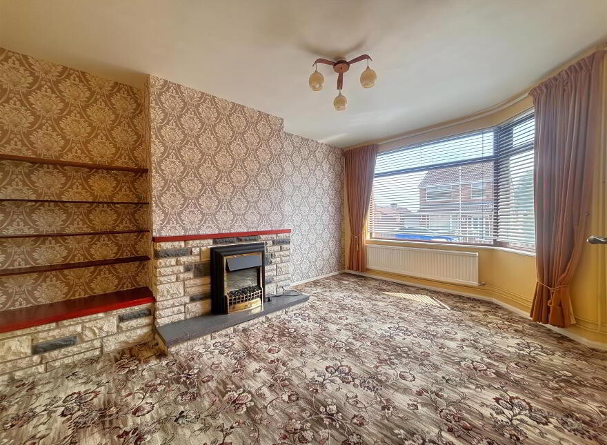 13 Lyndhurst Drive, Belfast, BT13 3PA