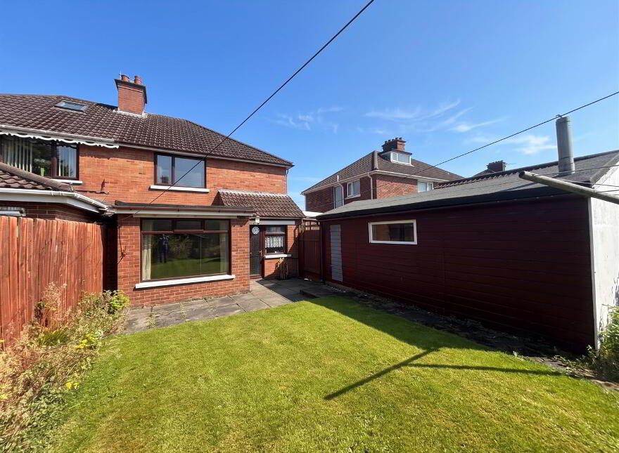 13 Lyndhurst Drive, Belfast, BT13 3PA