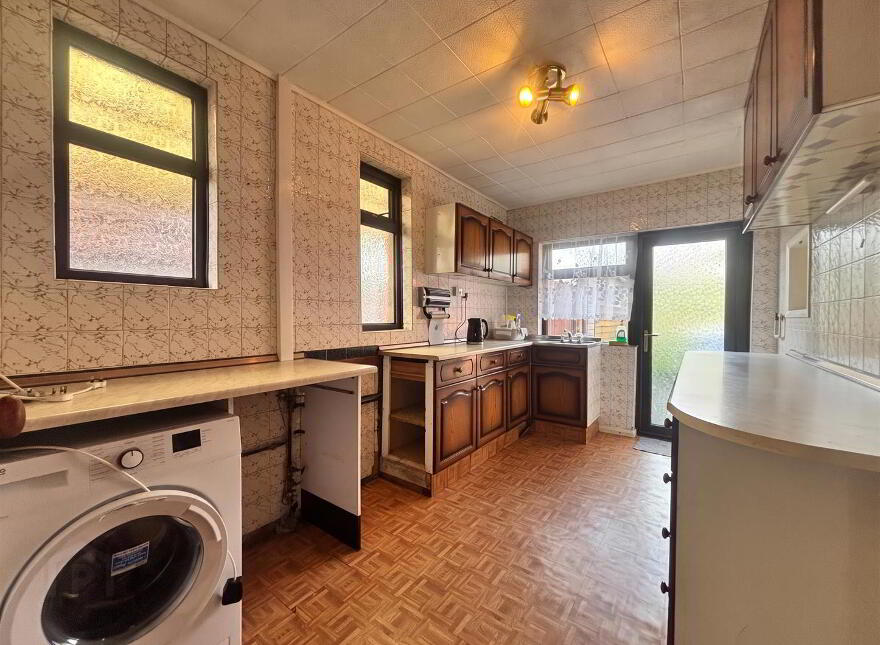 13 Lyndhurst Drive, Belfast, BT13 3PA