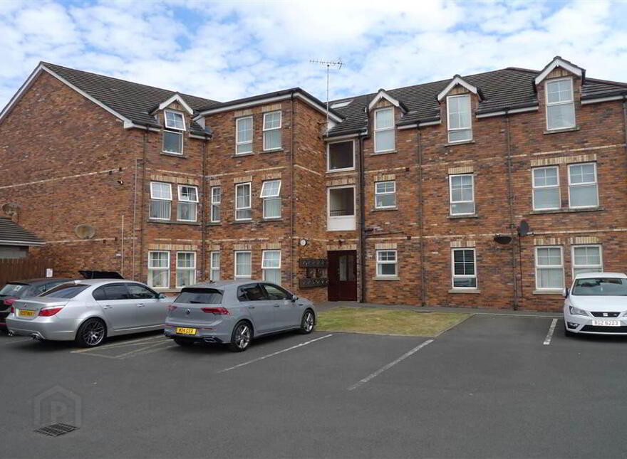 Apt 14, 150 Larkfield Road, Belfast, BT4 1QF