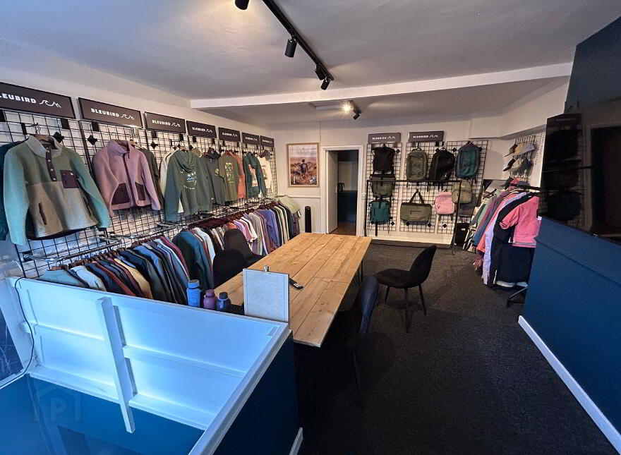 330 Upper Newtownards Road, Ballyhackamore, Belfast, BT4 3EX