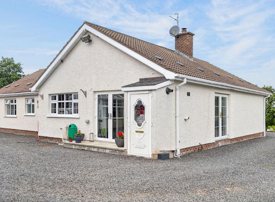 17 Grange Road, Nutts Corner, Crumlin, BT29 4TE