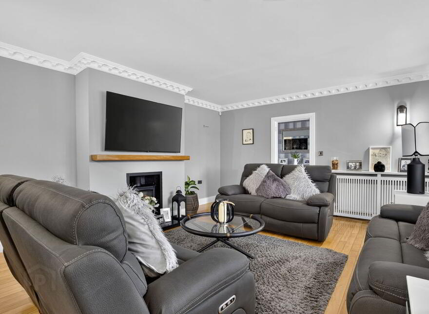 17 Grange Road, Nutts Corner, Crumlin, BT29 4TE