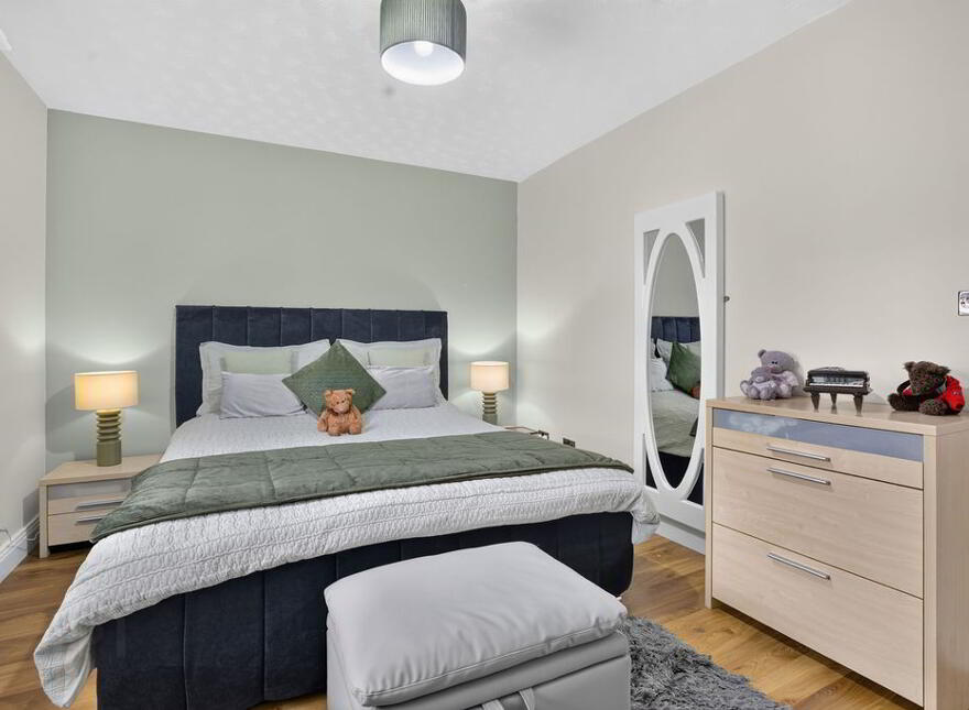 17 Grange Road, Nutts Corner, Crumlin, BT29 4TE