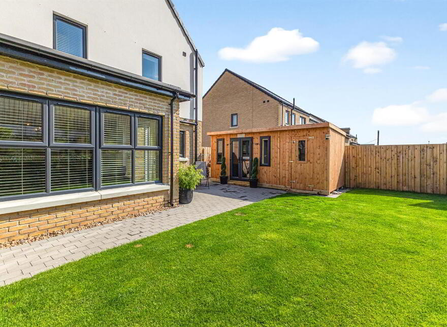 15 Little Enler Place, Comber, BT23 5FA