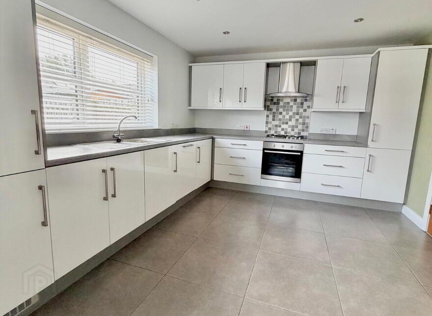 18 Loguestown Green, Coleraine, BT52 2RG