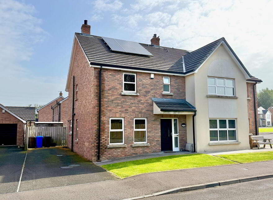 18 Loguestown Green, Coleraine, BT52 2RG