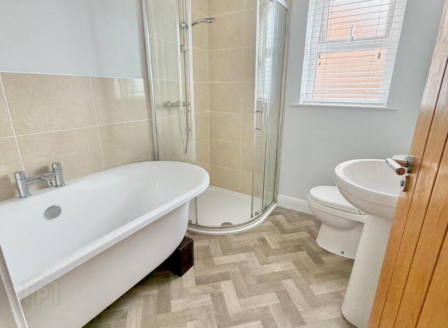 18 Loguestown Green, Coleraine, BT52 2RG