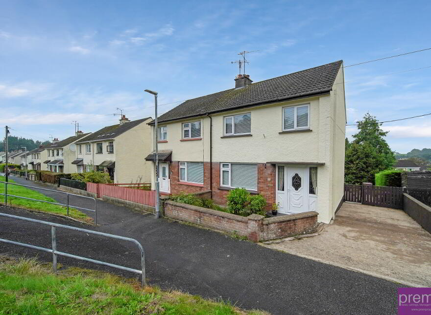 56 Cunninghams Lane, Dungannon, BT71 6BY