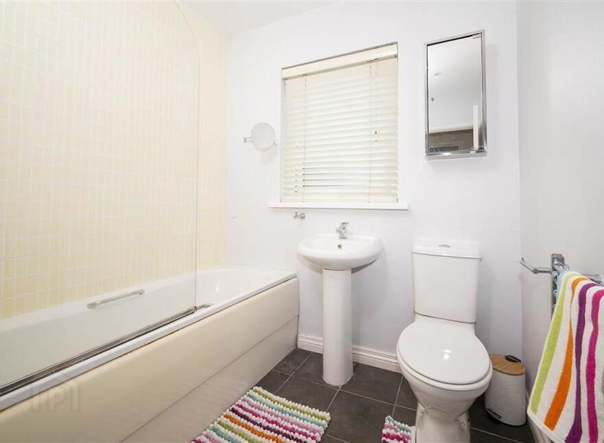 2 Grange Hill, Dunmurry, Belfast, BT17 9AW