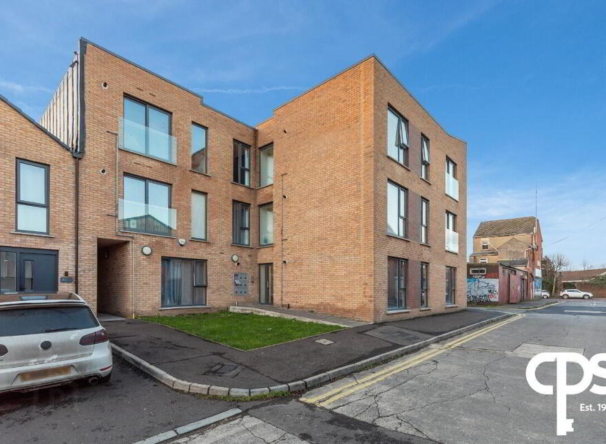 Apt 2, 32 Gardiner Street, Belfast, BT13 2GT