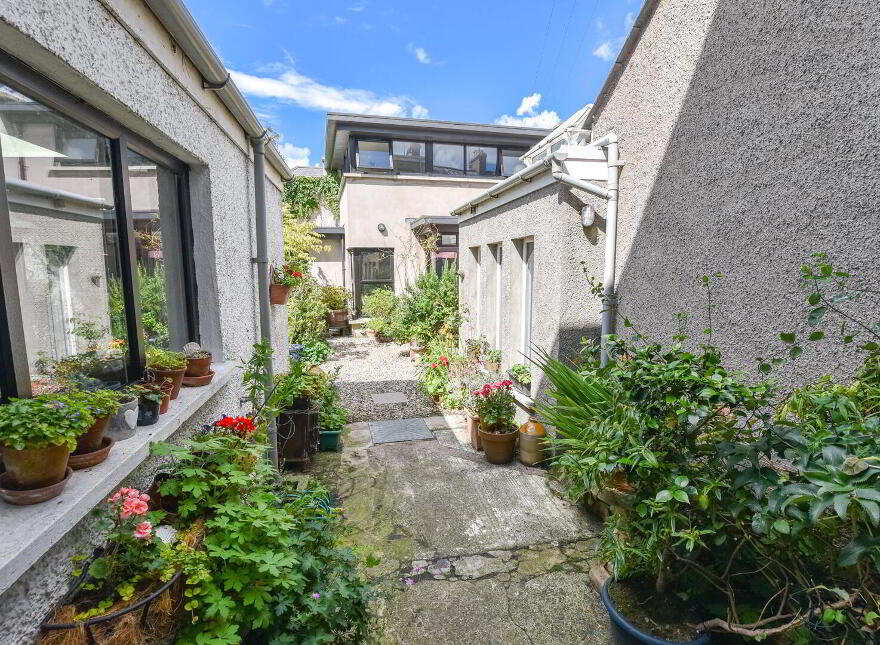4 And 6, Manor Street, Donaghadee, BT21 0HB