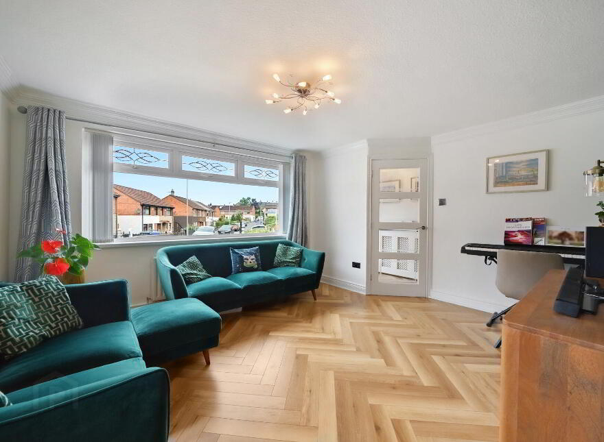 20 Rathmore Park, Finaghy Road South, Belfast, BT10 0FW