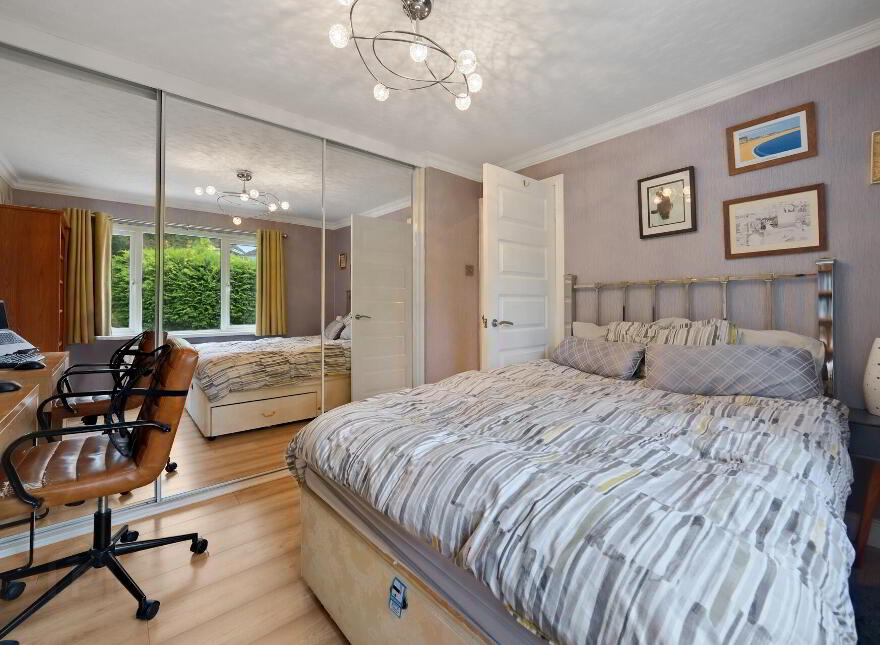 20 Rathmore Park, Finaghy Road South, Belfast, BT10 0FW