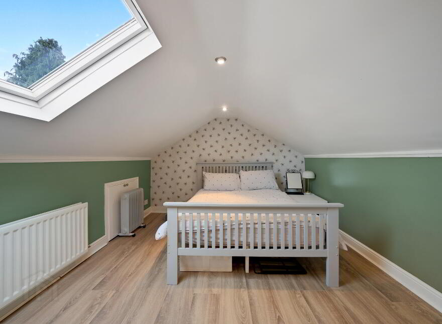 20 Rathmore Park, Finaghy Road South, Belfast, BT10 0FW