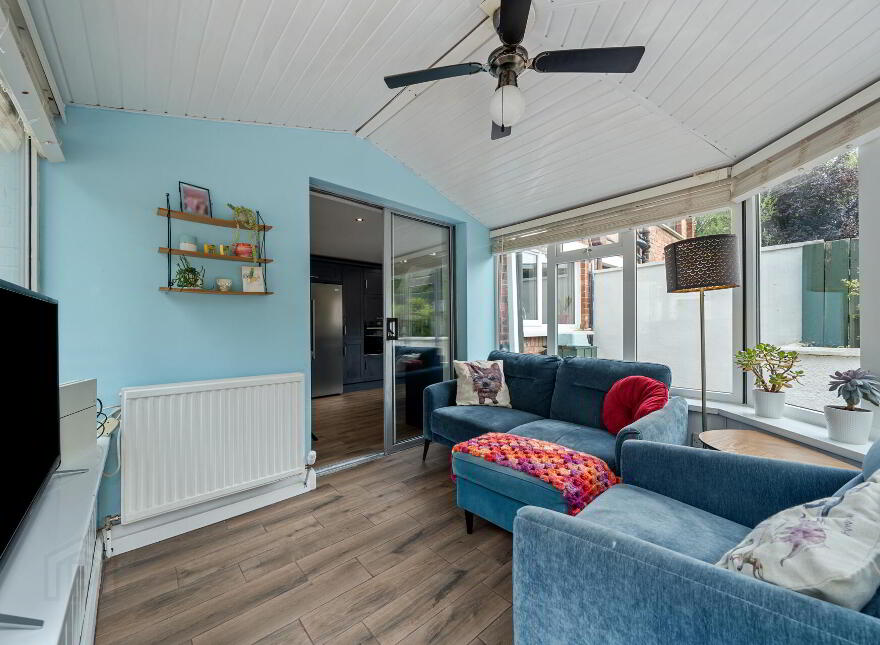 20 Rathmore Park, Finaghy Road South, Belfast, BT10 0FW